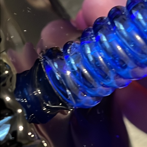 Vintage Art Glass Cobalt Blue Heart Shaped Pen Holder - Picture 8 of 10